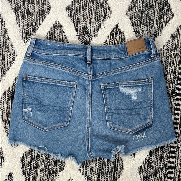 American Eagle Outfitters Ripped Mom Denim Shorts Stretch High Rise Size 8 - Picture 3 of 5